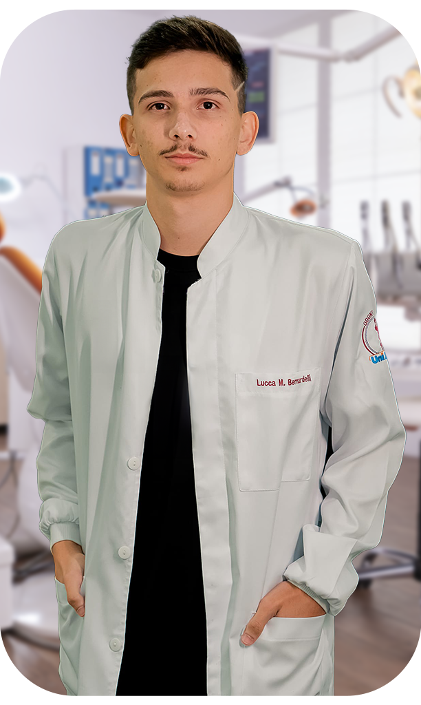 Lucca Bernardelli, estagiário da Simp Odontologia